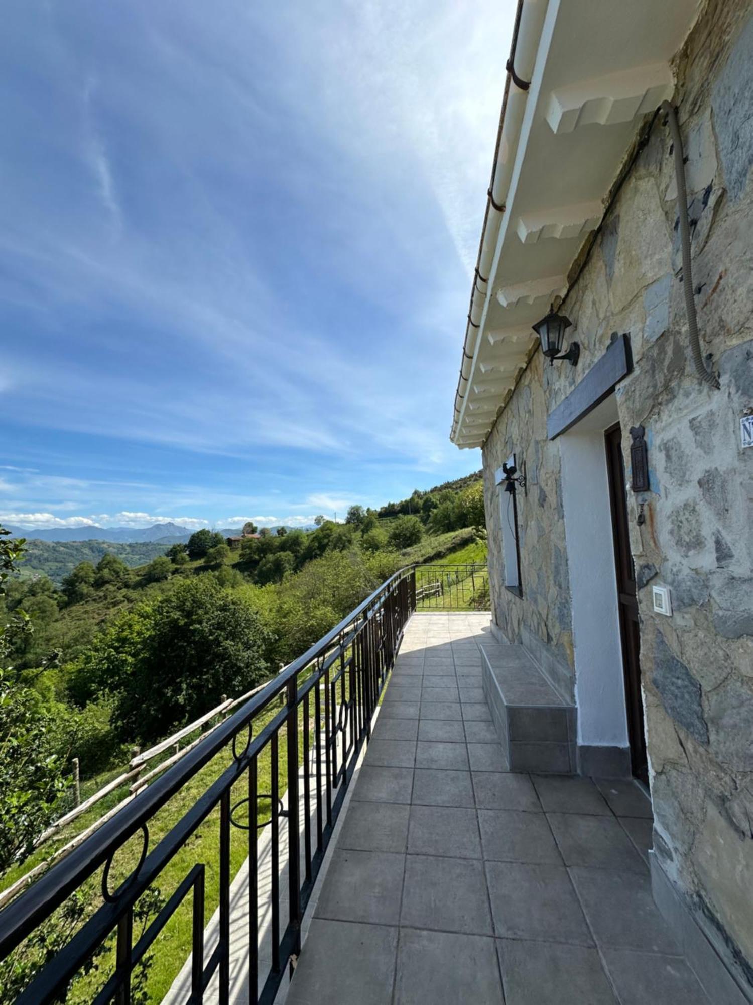 Almastur Rural Villa Siero Екстериор снимка